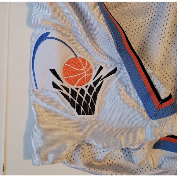 Vintage Cleveland Cavaliers Basketball Shorts Size 40 White Puma NBA W Flaws - Picture 7 of 16